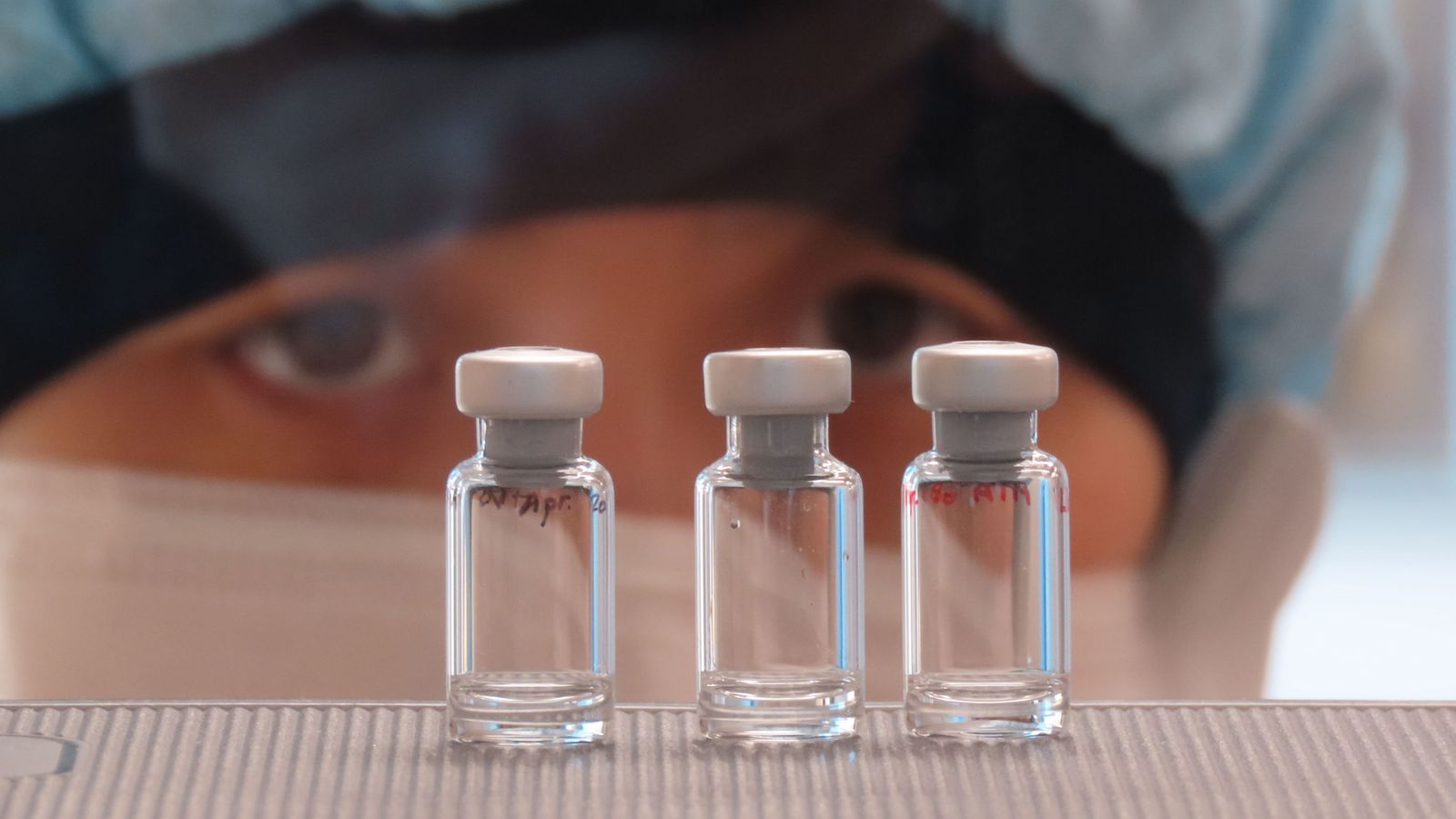 कोरोना का टीका विकसित करने में आक्सफोर्ड विश्वविद्यालय को जल्द मिल सकती है सफलता